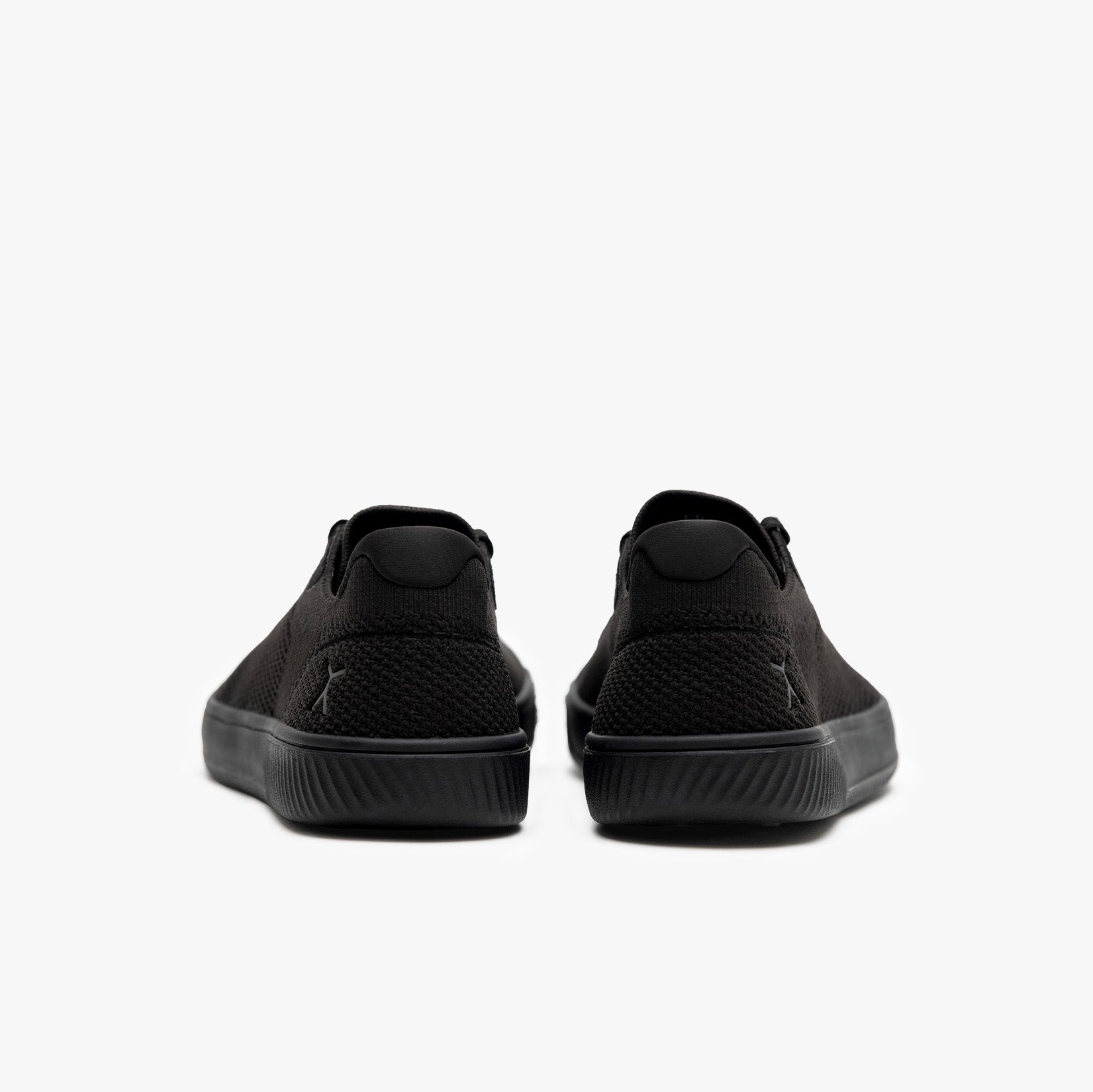 #color_black-black-kt